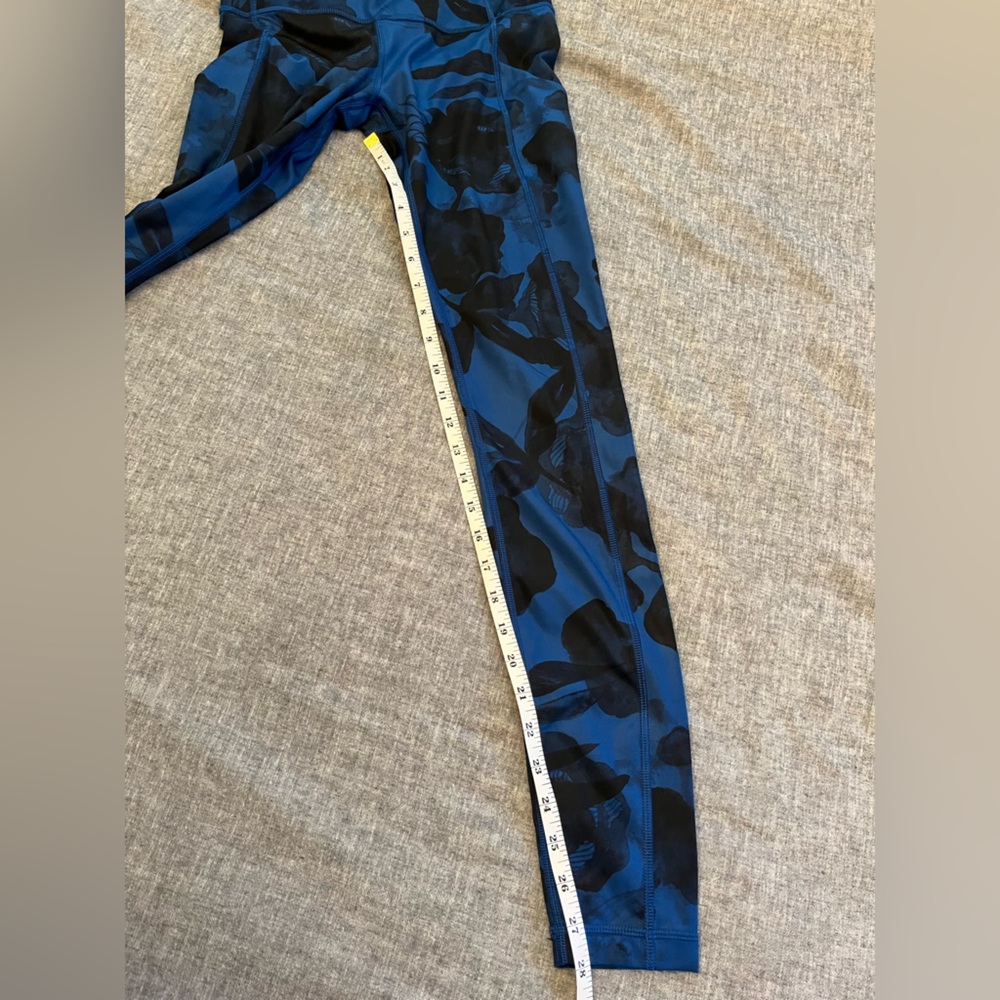 Lululemon Full Length Jumbo Inky Floral Wunder Under Size 4 - Picture 13 of 16